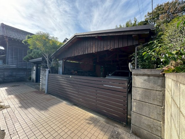 千葉県松戸市　戸建ての外観