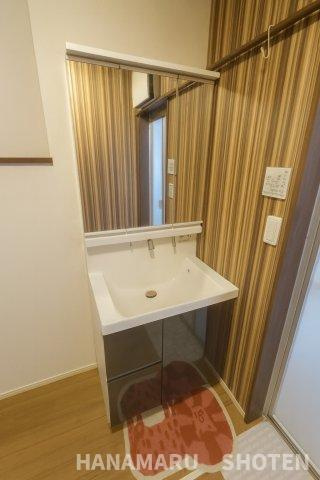 中古　千葉市中央区都町の独立洗面台|※本画像は入居者様の家具をCGで消した画像であり、現況と異なる可能性がございます。