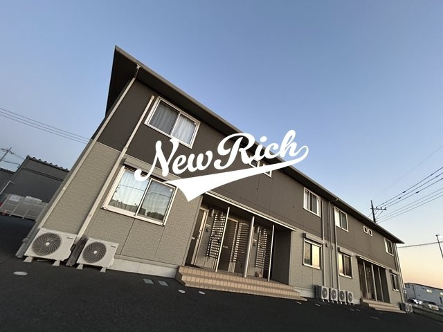伊勢崎市三室町のアパートの外観