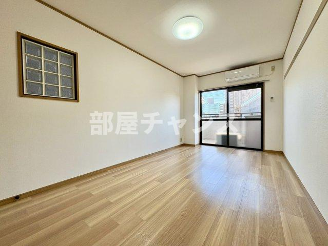 シャトー村瀬・千代田の居間・リビング