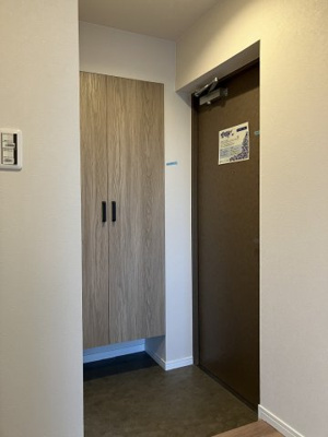 【玄関】 | ライオンズマンション発寒中央 | 落ち着いた色合いの玄関は、お客様にも安心感を与えます♪