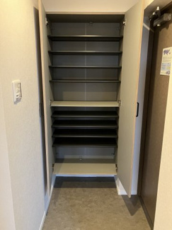 【収納】 | ライオンズマンション発寒中央 | 玄関収納もたっぷり容量♪