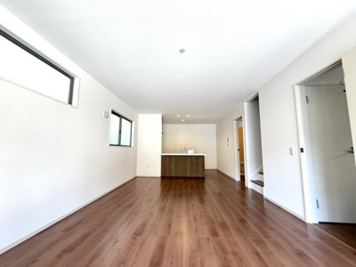 【居間・リビング】 | 修学院千万田町　新築戸建【分譲2区画】
