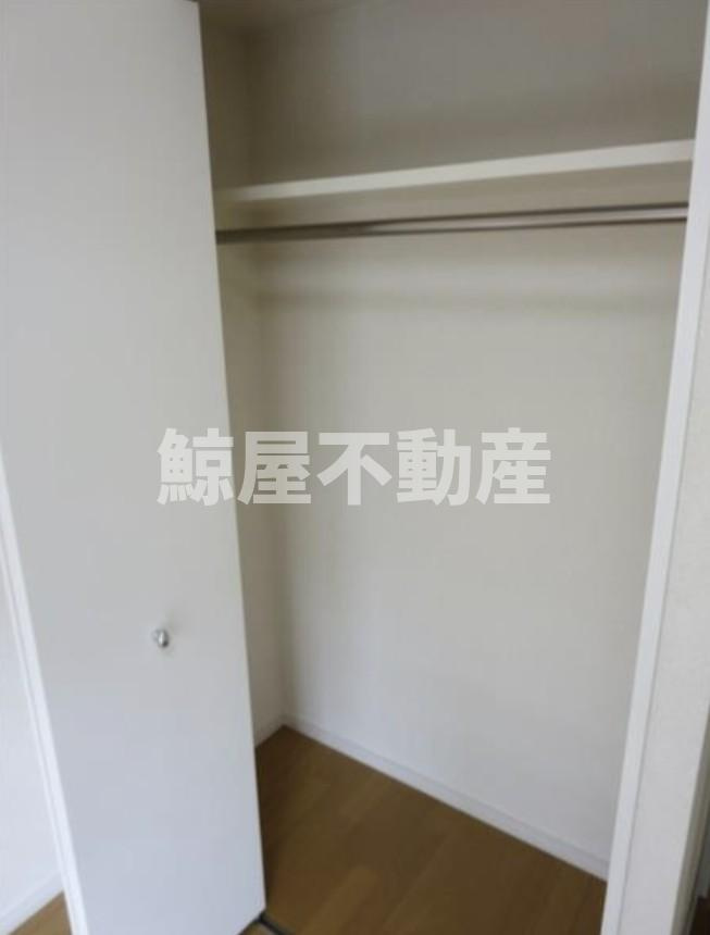 メインステージ銀座の収納|こまごまとしたものを収納できそうですね