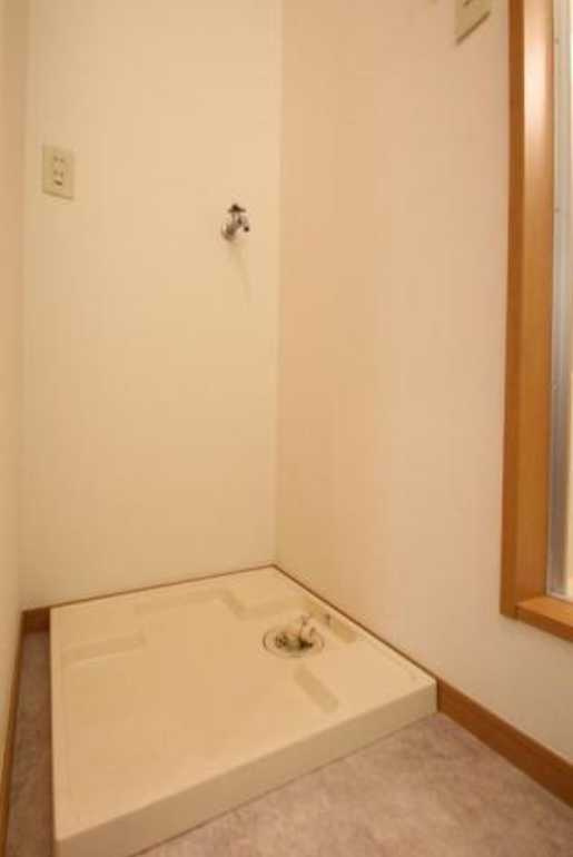 ウィスタリア世田谷　駅近　角部屋　独立洗面台の設備