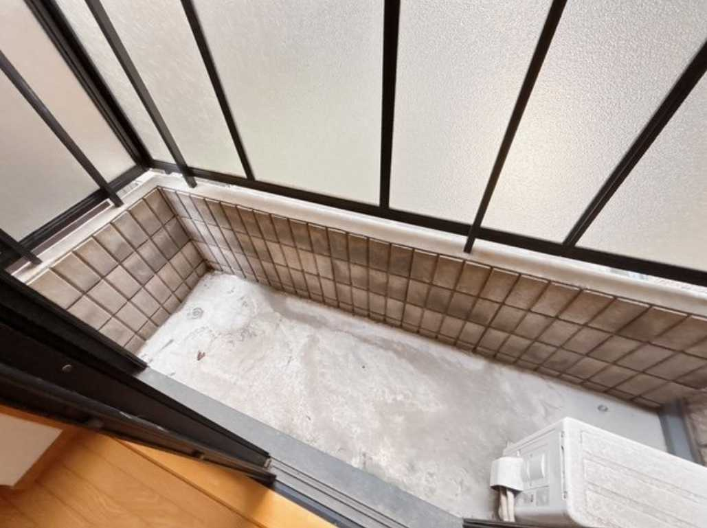 ウィスタリア世田谷　駅近　角部屋　独立洗面台のバルコニー