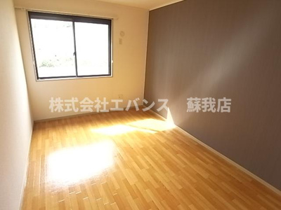 【寝室】 | ジョイ・フィールド | 落ち着いて過ごせるお部屋なので、寝室にいかがでしょうか