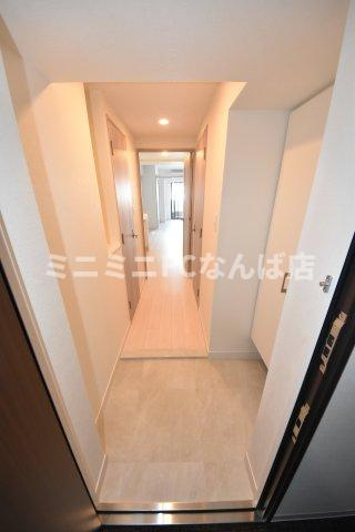 スプランディッド堀江の玄関