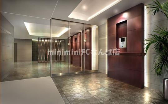 スプランディッド堀江のエントランス