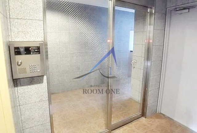 クイーンズコート福住のエントランス|エントランスです。