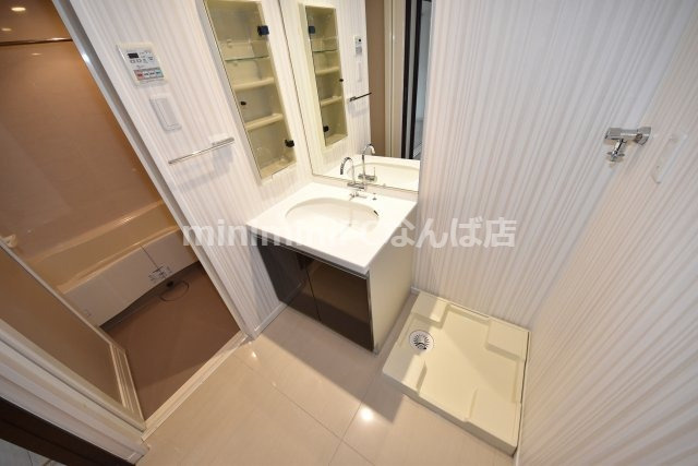 カスタリアタワー肥後橋の洗面所