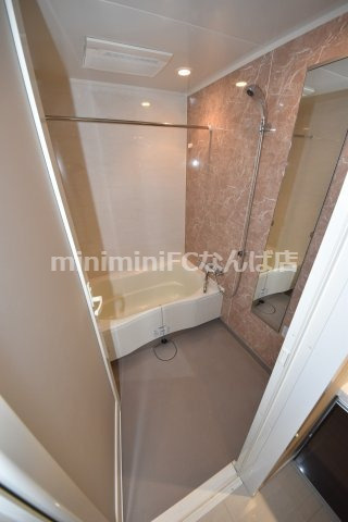 カスタリアタワー肥後橋の浴室