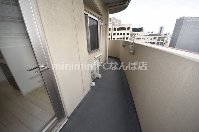 カスタリアタワー肥後橋のバルコニー