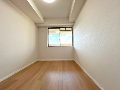 【洋室】 | メロディーハイム香里ケ丘ツインベガタワー