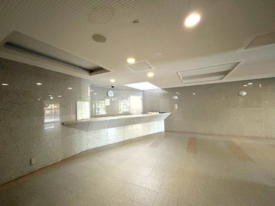 【エントランス】 | メロディーハイム香里ケ丘ツインベガタワー