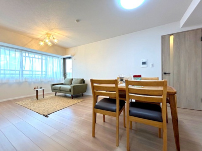 【居間・リビング】 | メロディーハイム香里ケ丘ツインベガタワー