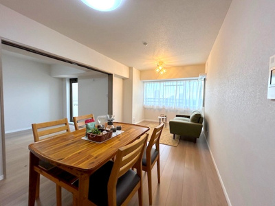 【居間・リビング】 | メロディーハイム香里ケ丘ツインベガタワー