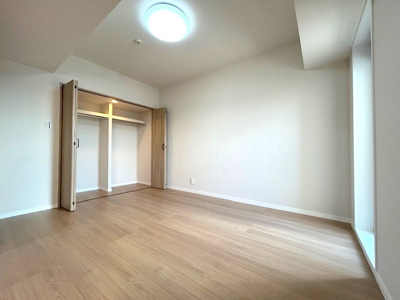 【洋室】 | メロディーハイム香里ケ丘ツインベガタワー