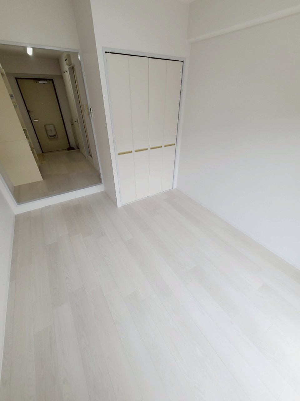 ハイツ北口の居間・リビング