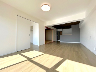 【居間・リビング】 | 香里ケ丘グランドハイツ