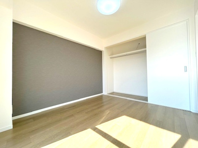 【洋室】 | 香里ケ丘グランドハイツ