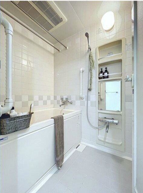 ベルハイム下北沢の浴室