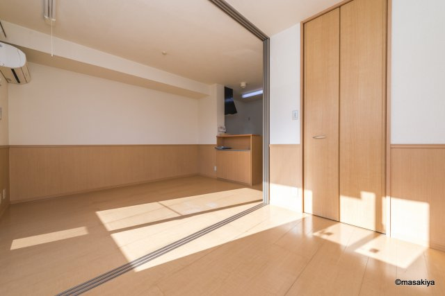 エトワールの洋室