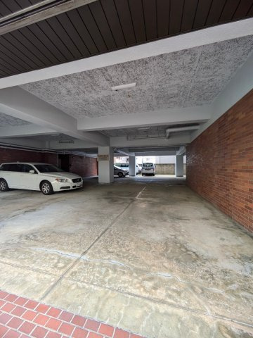 ニューいわきビルの駐車場