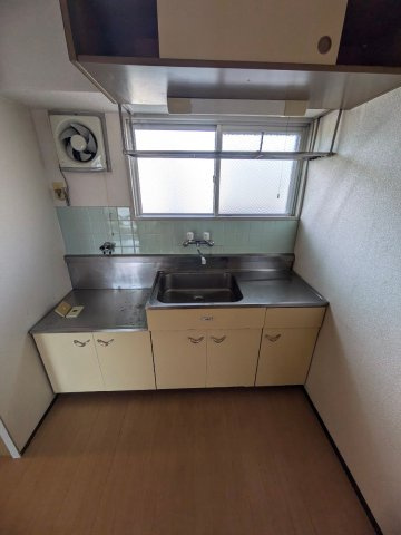 ニューいわきビルのキッチン