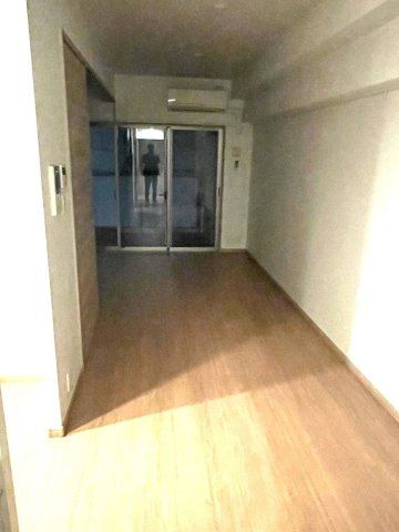 ALFACIO De Claveの居間・リビング