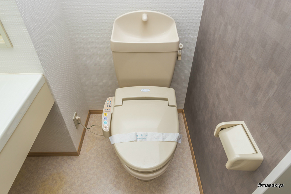 ラ・シャストⅡのトイレ|トイレ　ウォシュレット付き。