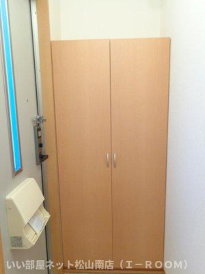 【玄関】 | メルベーユ