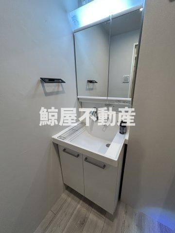 ＬｉｖｅＦｌａｔ門前仲町の洗面所|脱衣スペースもあります
