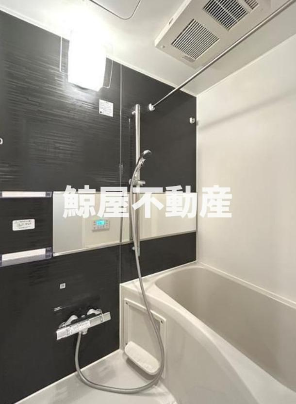 ＬｉｖｅＦｌａｔ門前仲町の浴室|日々の疲れを癒すお風呂付です