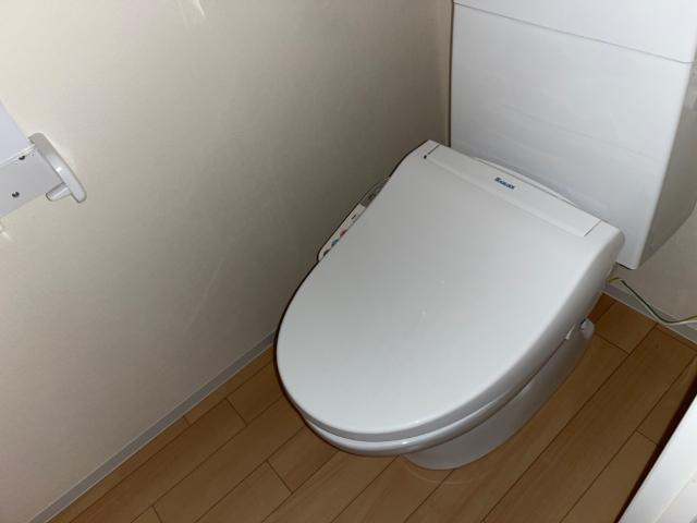 フェリーチェ・ヒマワリのトイレ|シャワー付トイレ