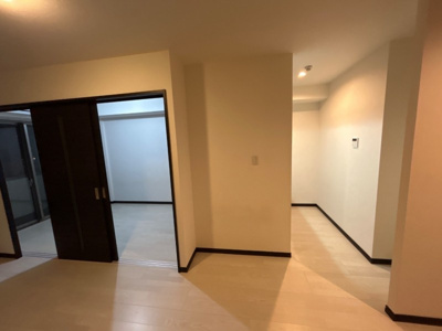 【内装】 | Ｅｍｉｇｒａｎｔ