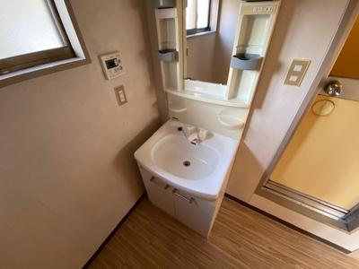 【洗面所】 | 北大樋町貸家