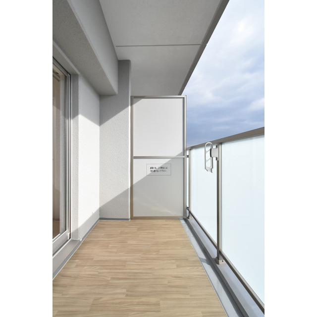 エスリード栄イーストスクエアのバルコニー