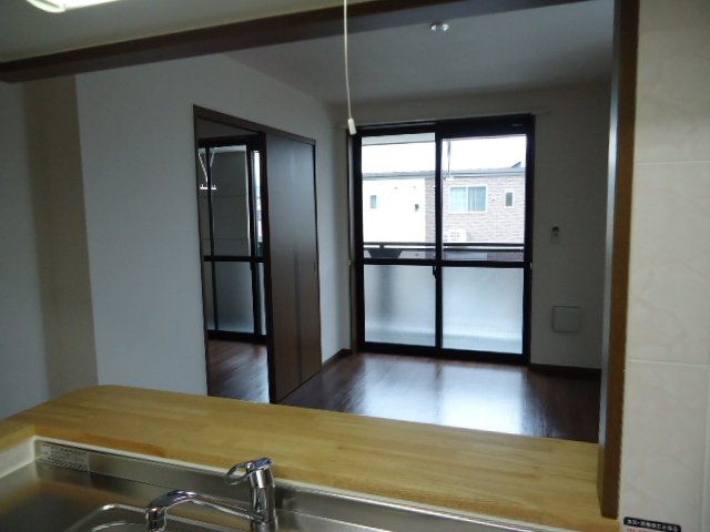 コンフォースＭＩＹＡの居間・リビング|リビング