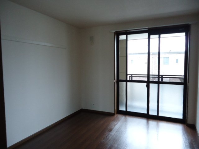 コンフォースＭＩＹＡの内装|洋室