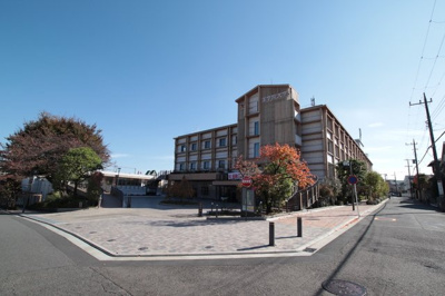 國學院大学 たまプラーザキャンパスまで20m