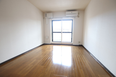 エアコン1基付の洋室