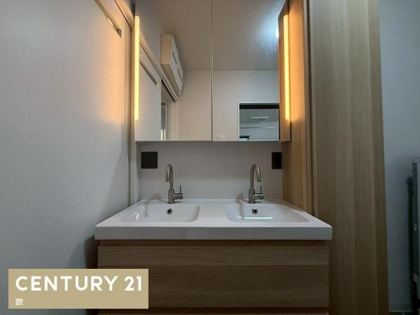 和歌山市次郎丸　中古戸建の独立洗面台