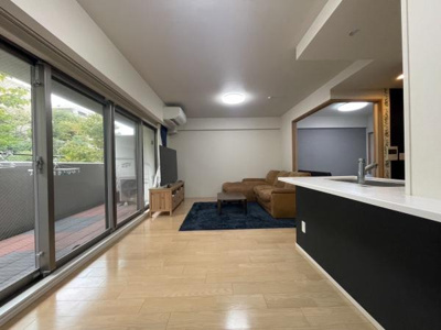 【居間・リビング】 | アベニール和泉中央　中古マンション