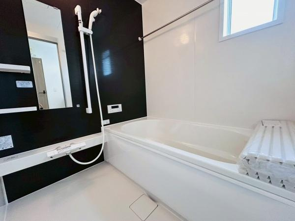 【浴室】 | 写真は同社施工例です。