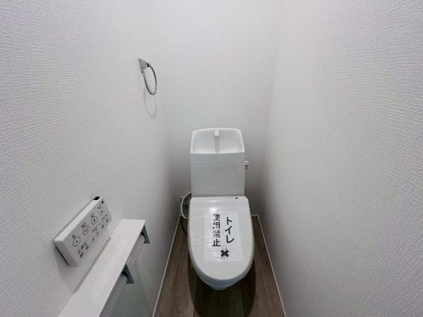 【トイレ】 | 写真は同社施工例です。