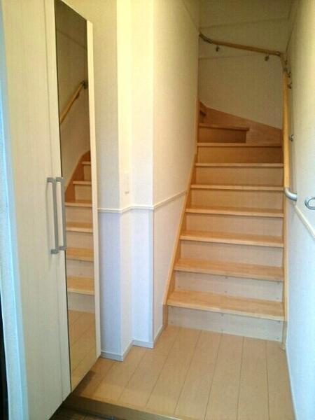 ニュアージュ　１の玄関