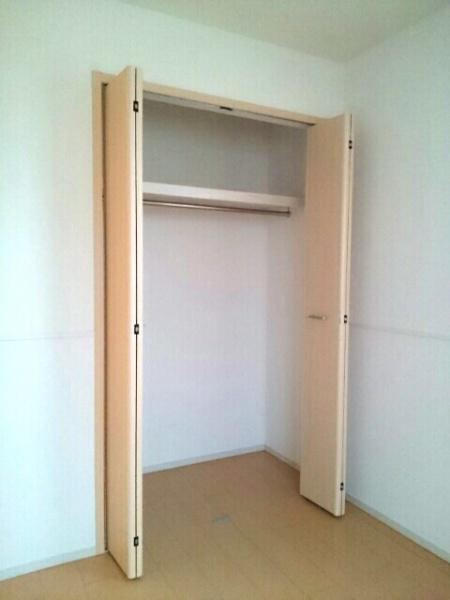 ニュアージュ　１の収納