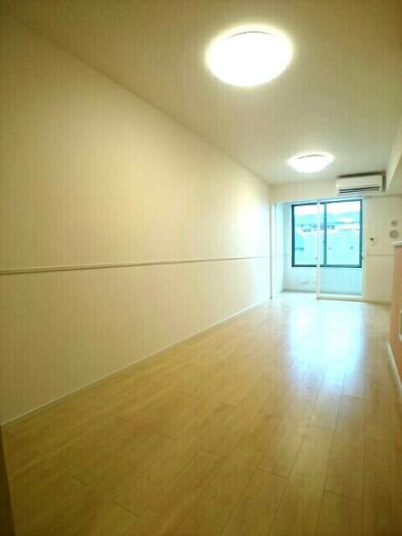 ローズマリーＢの居間・リビング