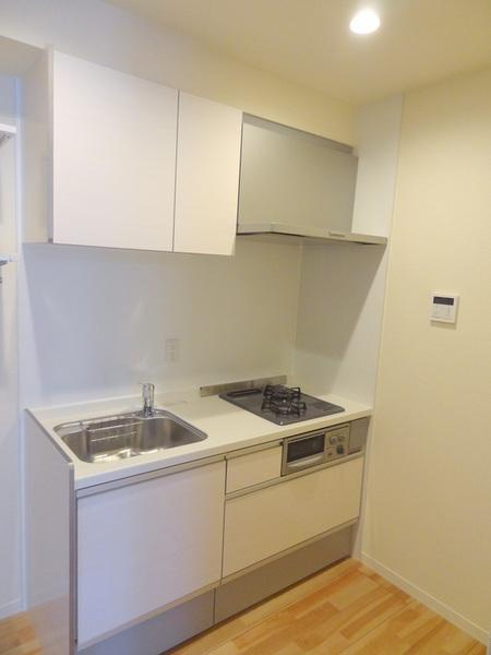 シャーメゾンKOGACHIのキッチン|★ゆとりのあるキッチンスペース★